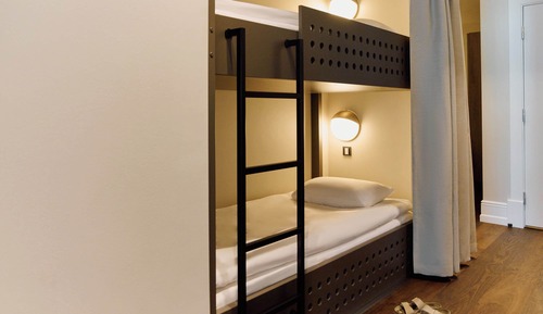 Family Suite (with Bunk Bed)
