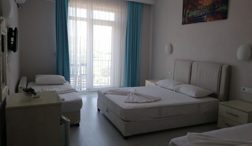 Family Triple Room, Sea View