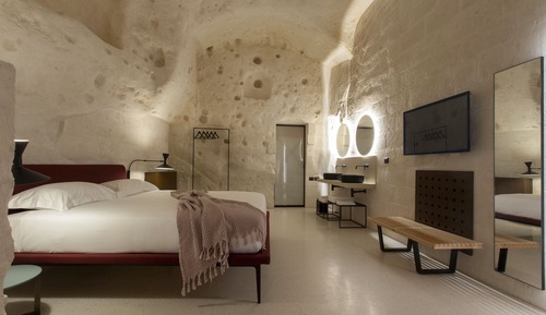 Family Quadruple Room (Sassi Cave)