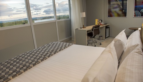 Deluxe Room, Partial Ocean View