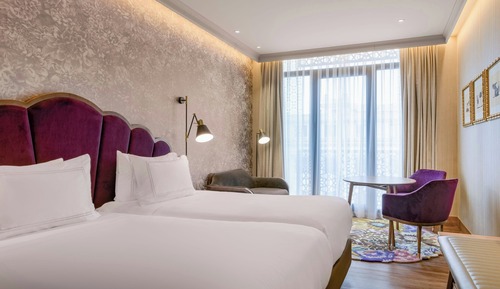 Grand Room, 2 Twin Beds, Non Smoking, City View