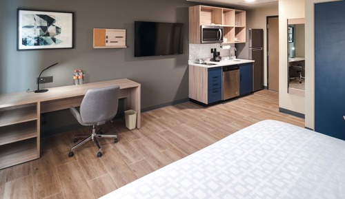 Studio Suite, 1 King Bed, Accessible Bathtub, City View