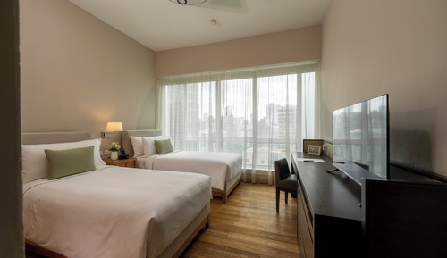 2-Bedrooms & Study Room Residensi