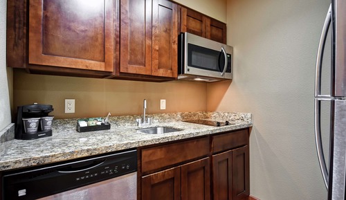 Studio, 1 King Bed, Accessible, Mountain View (Bathtub)