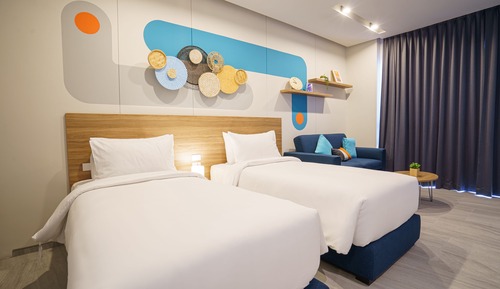 Superior Studio, 2 Twin Beds, Tower + Free Coworking Space