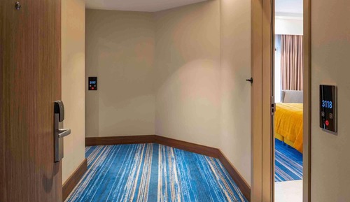 Family Room, Connecting Rooms, Garden View