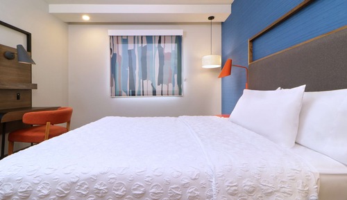 Room, 1 Queen Bed, Accessible