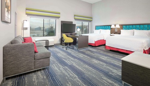 Suite, 2 Queen Beds, Accessible, Refrigerator & Microwave (Hearing)