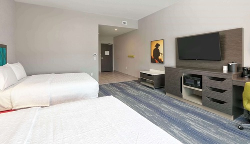 Room, 2 Queen Beds, Accessible (Hearing)