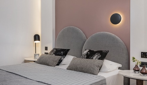 Deluxe Double Room, 1 King Bed, Roll-in Shower