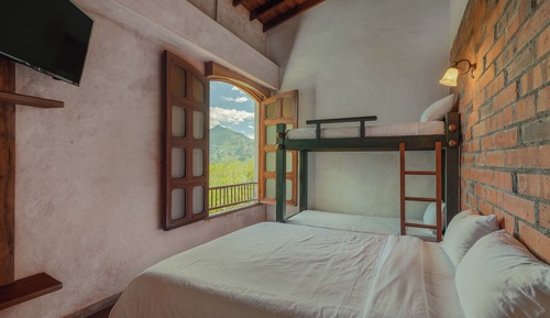 Deluxe Quadruple Room