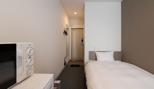 Standard Twin Room (check-in is not available after 11PM)