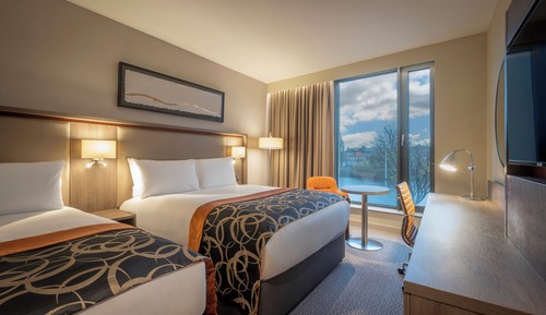 Deluxe Double & Single Room
