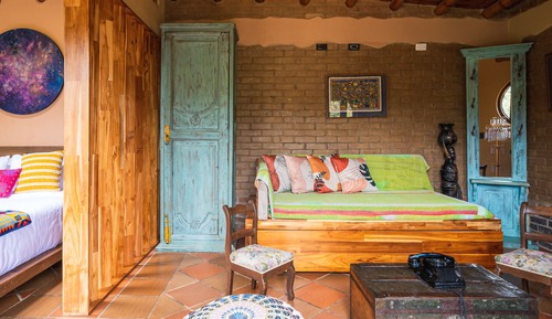 Deluxe Cabin, Multiple Beds