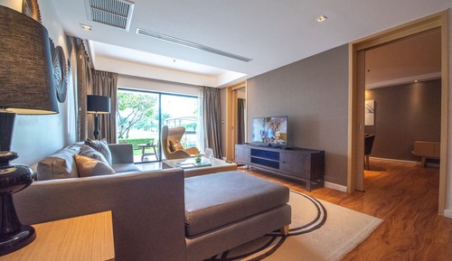 Grand Garden Suite - Free Suvarnabhumi Airport Transfer