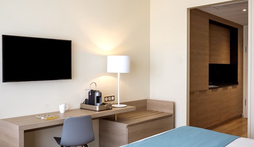 Studio, 2 Twin Beds