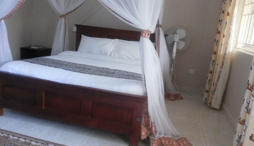 Deluxe Single Room