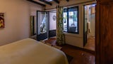 Xola 3 - Terrace Room