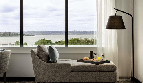 Superior Room, 1 King Bed, Lake View