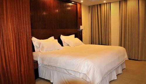 Deluxe Single Room