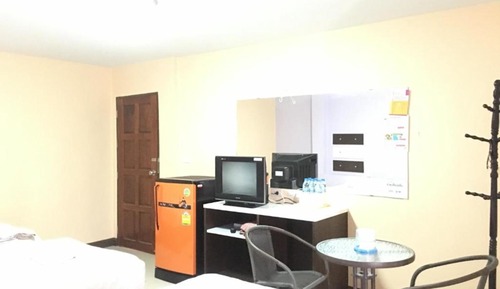 Basic Triple Room