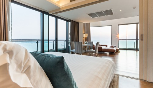 Top Star Duplex Suite with Club Benefits Sea View