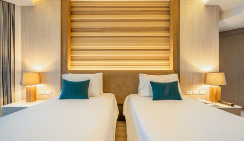 Deluxe Corner Room (Twin Bed) Sea View