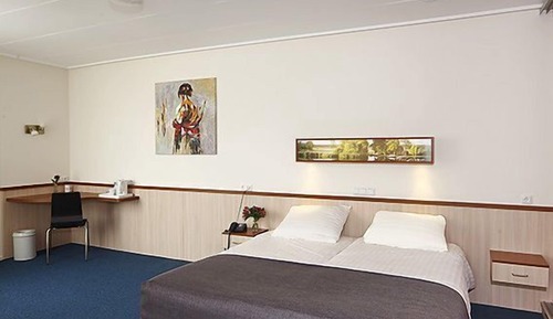 Basic Twin Room