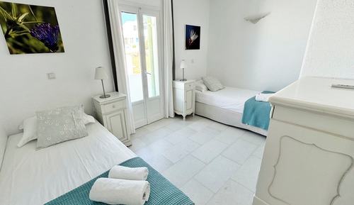 Apartment, 2 Bedrooms, Partial Sea View