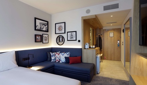 Room, 1 Queen Bed with Sofa bed