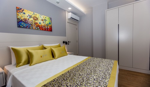 Family Suite, 1 Bedroom, Non Smoking, Garden View