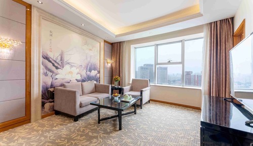 Superior Suite