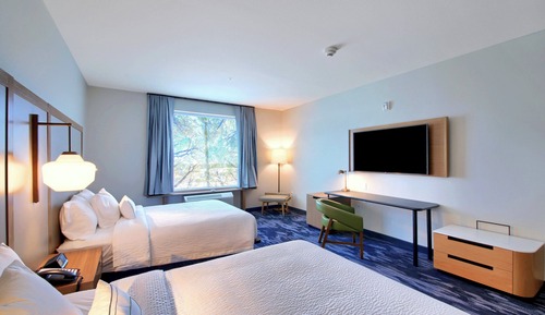 Room, 2 Queen Beds, Non Smoking (Mobility/Hearing Accessible, Tub)