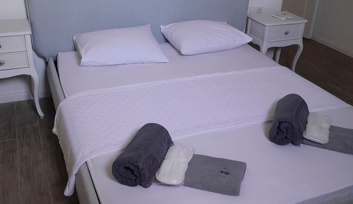 Economy Triple Room, 1 Bedroom, Ground Floor (Basement)