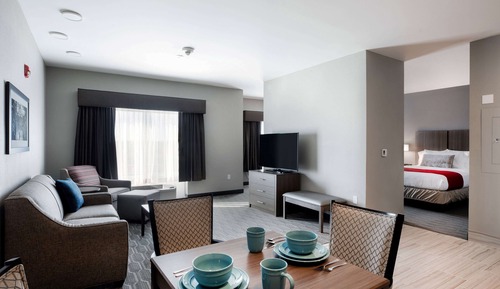 Suite, 2 Queen Beds, Non Smoking