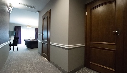 Junior Studio Suite