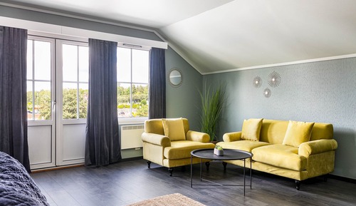 Family Room Deluxe