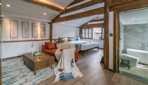 Deluxe Double Room, Balcony