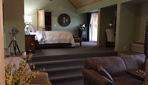 Lumber Baron Suite (Room 16)