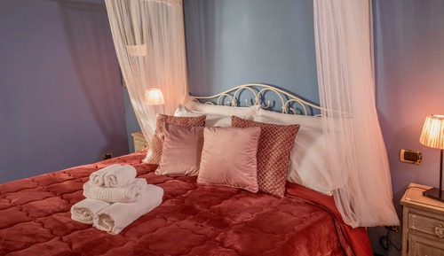 Romantic Triple Room, Ensuite, Garden View (Romance)