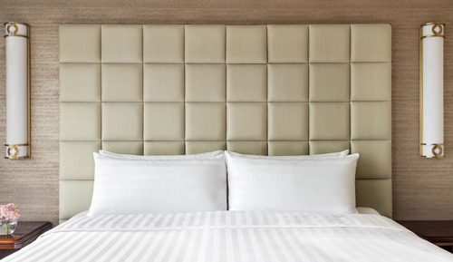 Deluxe Room, 1 King Bed