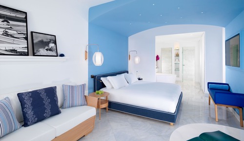 Junior Suite (Seperate Living room)