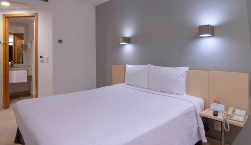 Superior Room, 1 Queen Bed