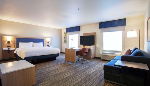 Suite, 1 King Bed, Non Smoking