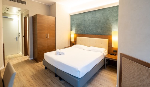 Premium Double Room Single Use