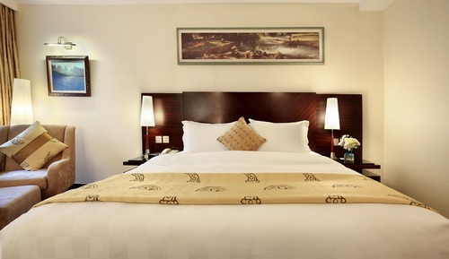 Standard King Room, River View 