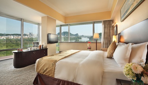 Deluxe King Room, River View