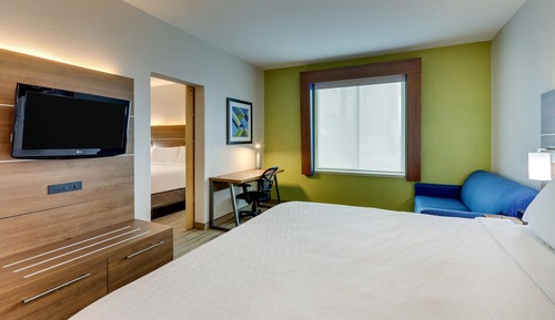 Suite, Multiple Beds