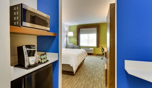 Standard Room, 1 King Bed