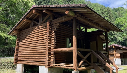 Standard House (4Adults)